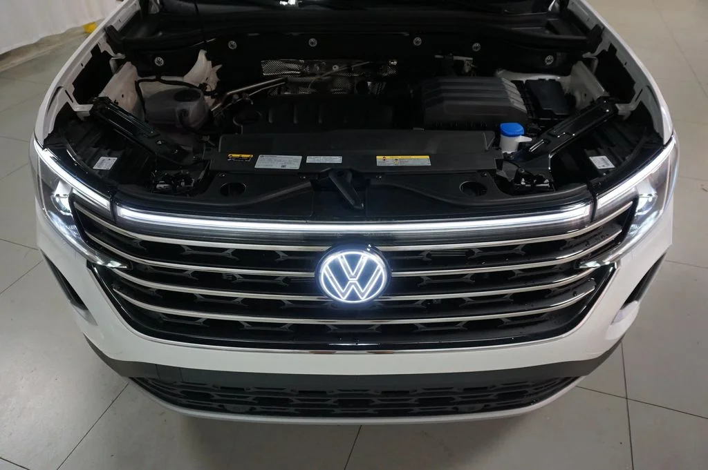 New 2026 Opal White Volkswagen 2.0T SE w/Technology image 26