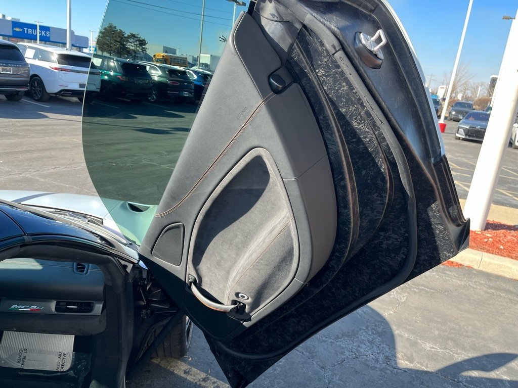 2023 MASERATI MC20 - Image 26