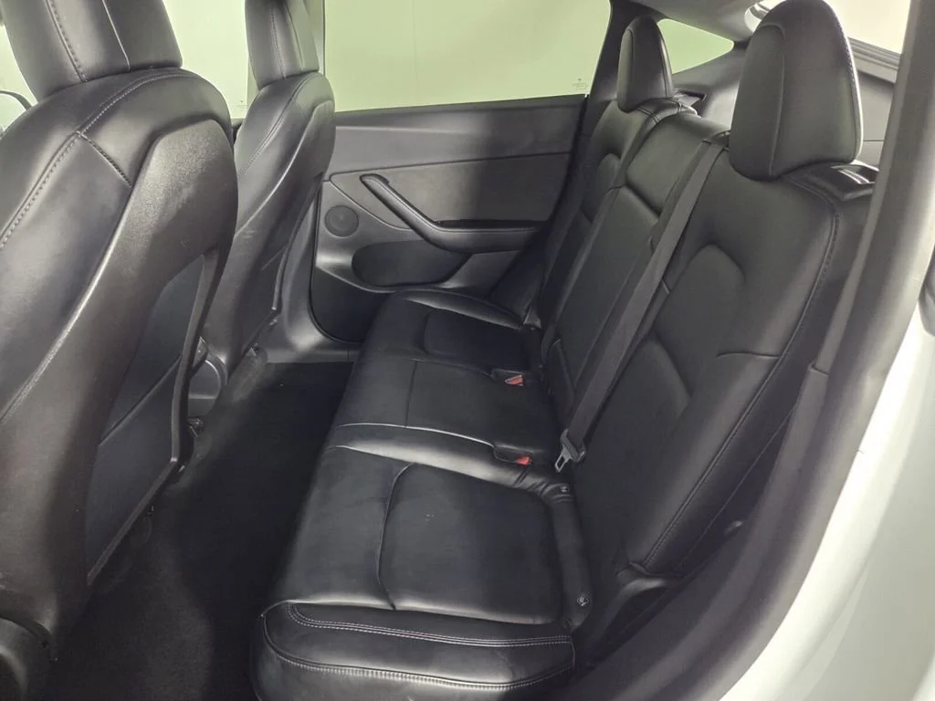 Used 2020 White Tesla Long Range image 23