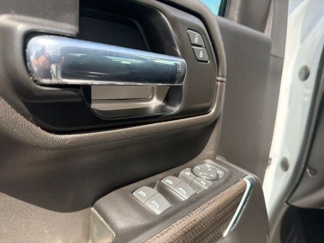 Used 2022 White Chevrolet LT image 20