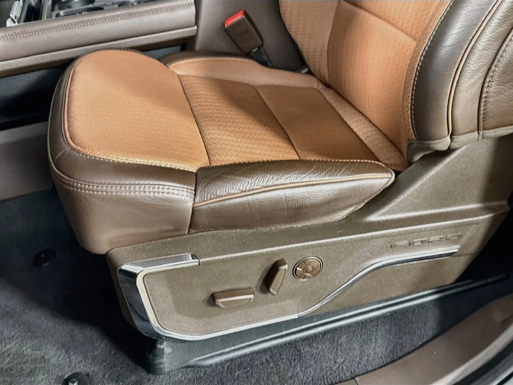 Used 2025 Brown Ford King Ranch image 22