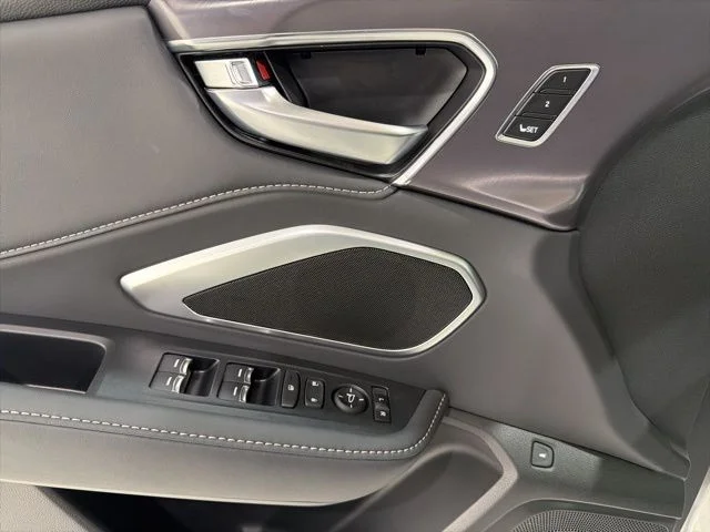 2025 Acura RDX Base - Photo 11