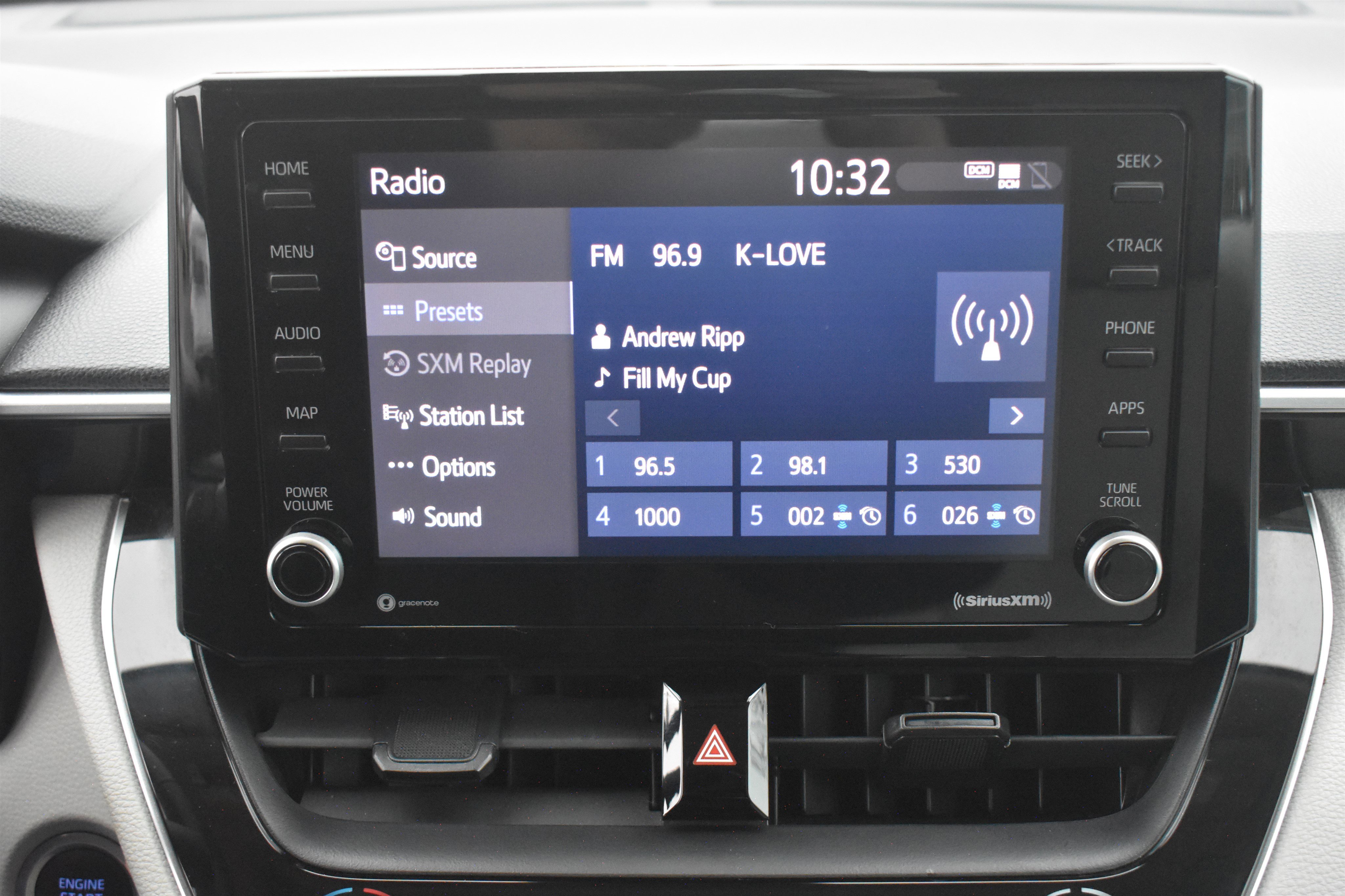 2022 Toyota Corolla Cross LE - Photo 24