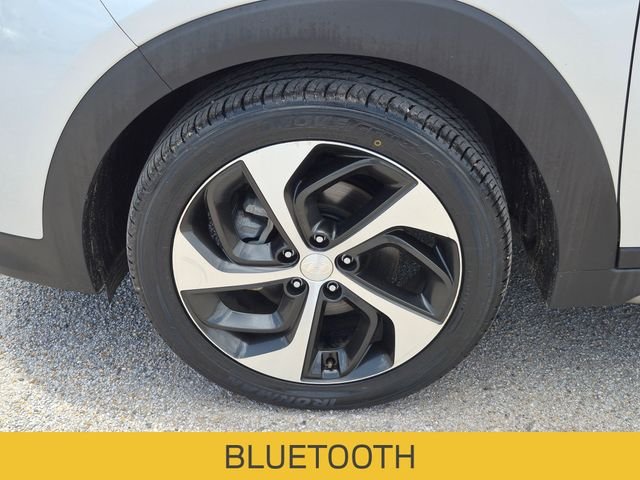 Used 2018 Molten Silver Hyundai Value image 12