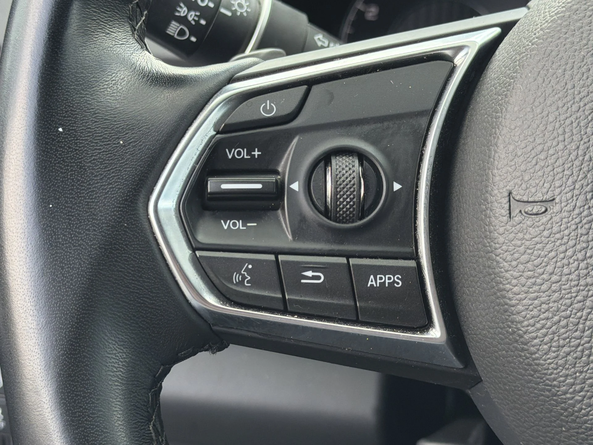 Certified Used 2023 Silver Acura Technology Package image 12