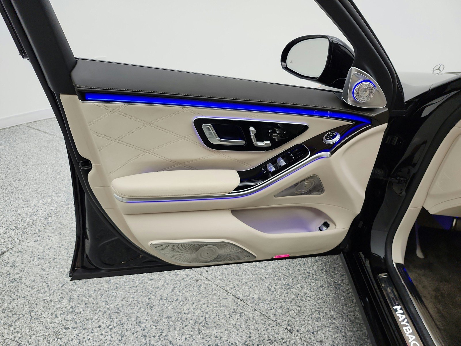 Certified Used 2023 Obsidian Black Mercedes-Benz Maybach S 580 4MATIC® Sedan image 15