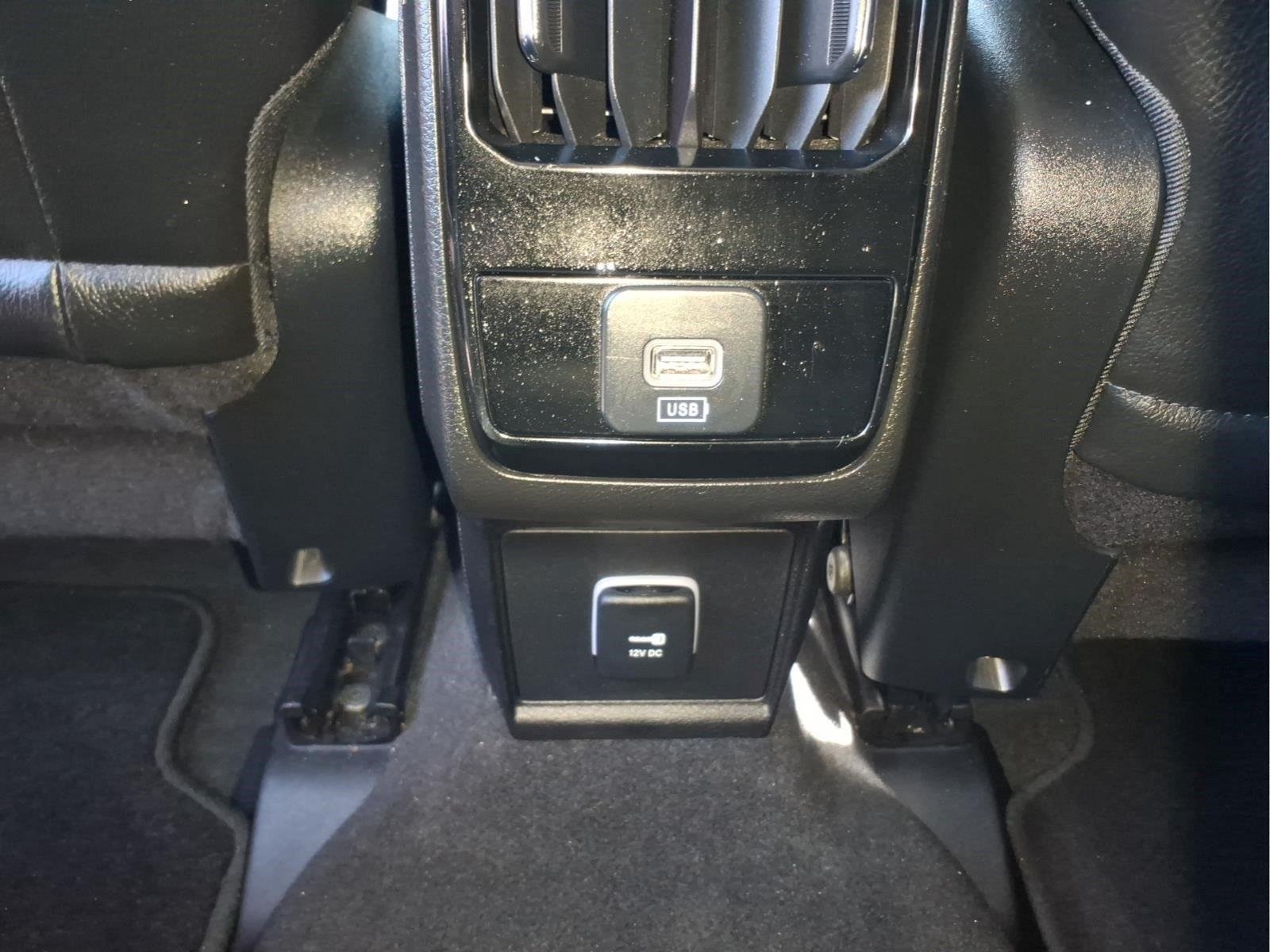 Used 2022 Sting-Gray Clearcoat Jeep Limited image 15