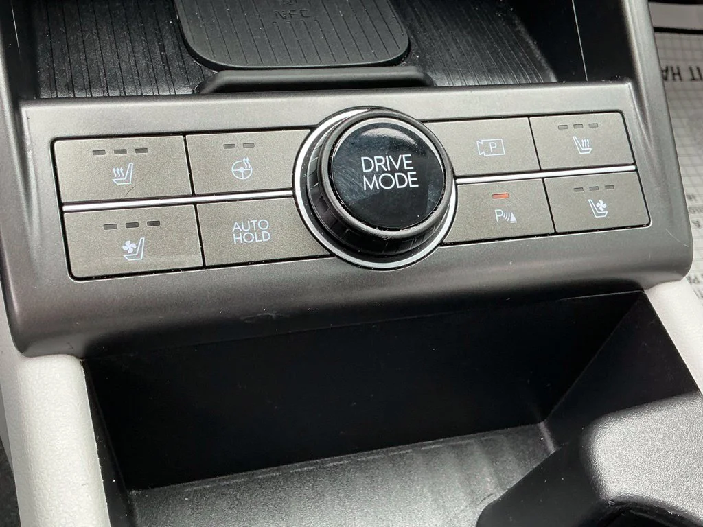 Used 2025 Gray Hyundai Limited image 36