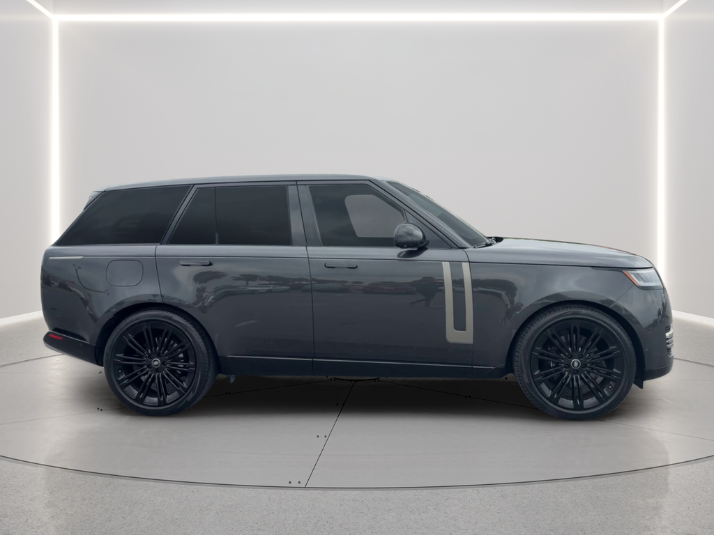 Used 2023 Carpathian Grey Premium Metallic Land Rover SE image 4