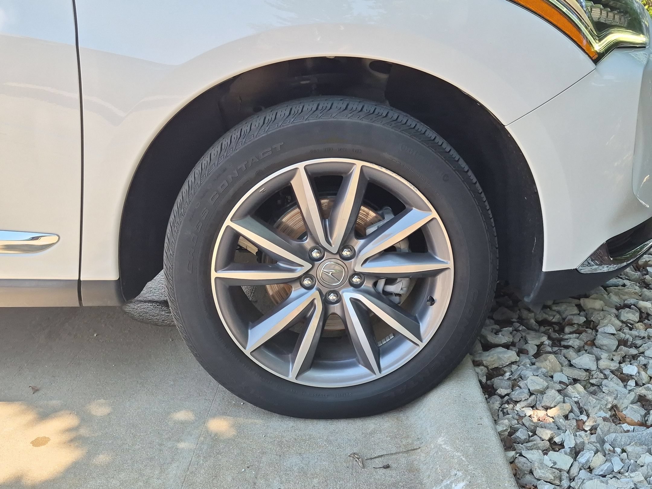 Used 2023 White Acura w/Technology Package image 35