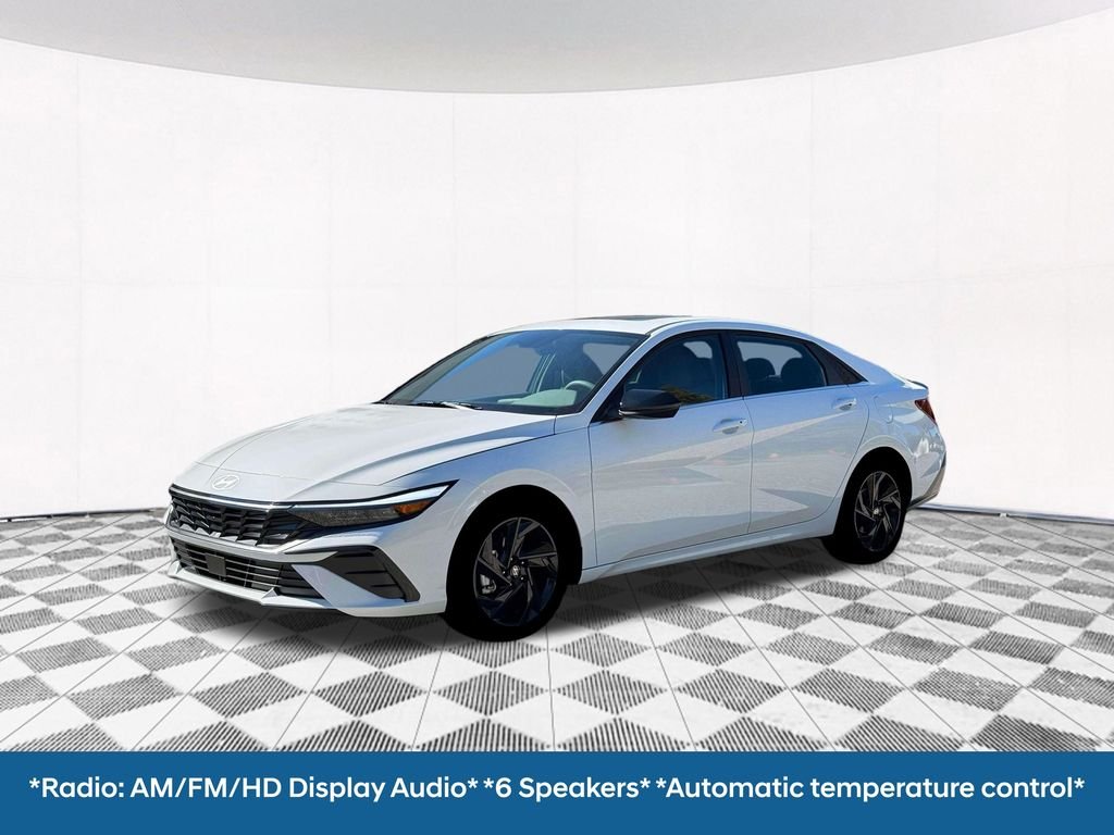 New 2026 White Hyundai SEL Sport image 2