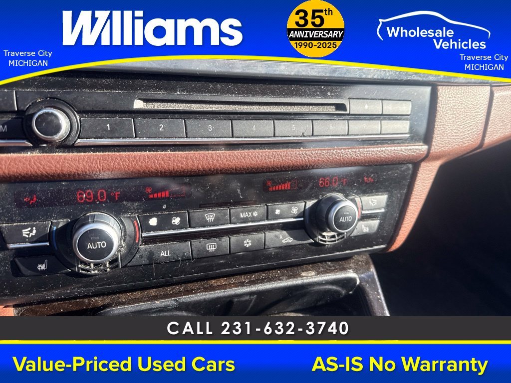 Used 2011 Dark Graphite BMW 535i xDrive image 28