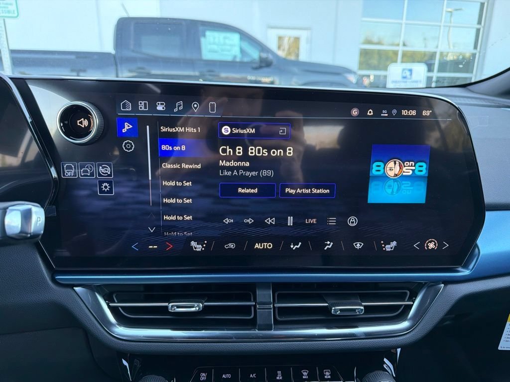 2026 Chevrolet Equinox EV 2LT - Photo 13