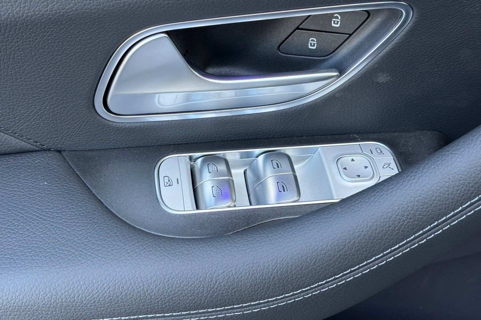 New 2026 Obsidian Black Metallic Mercedes-Benz GLS 450 image 26