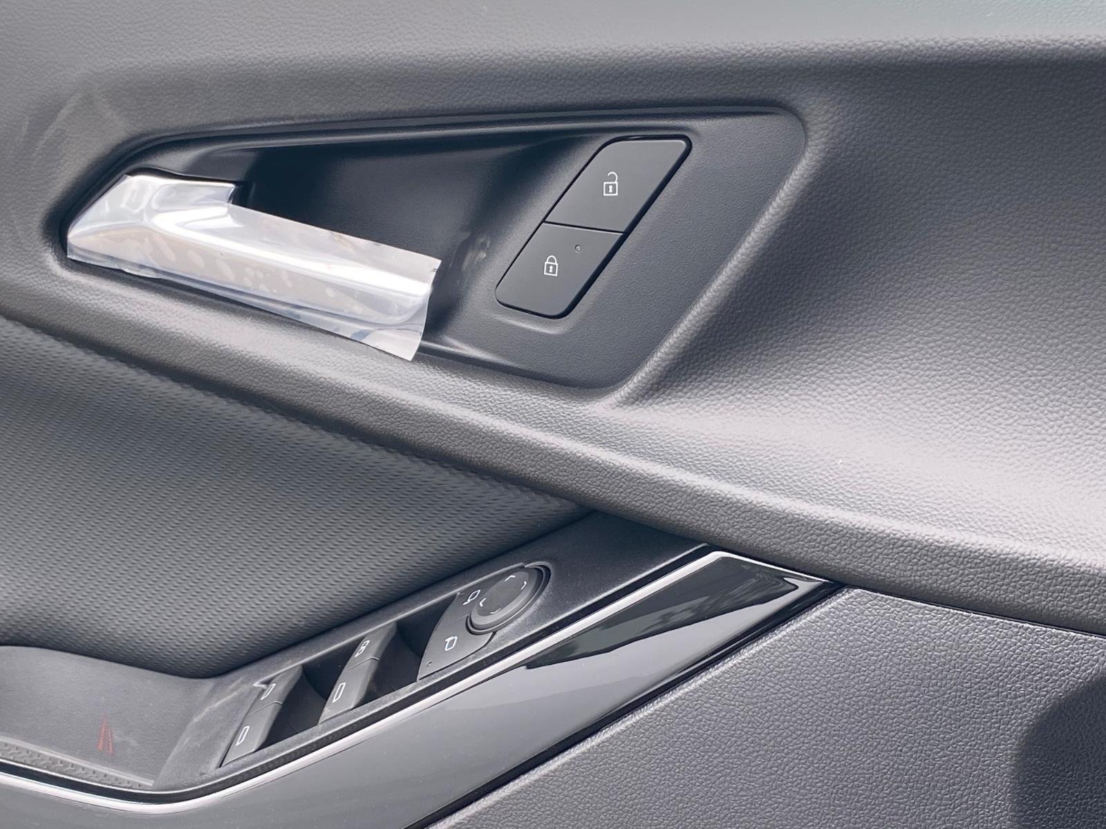 2026 Chevrolet Equinox LT - Photo 20