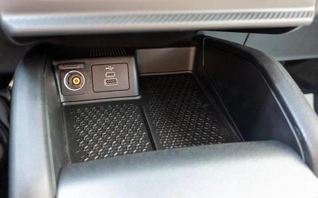 New 2026 Carbonized Gray Metallic Ford Big Bend® image 20