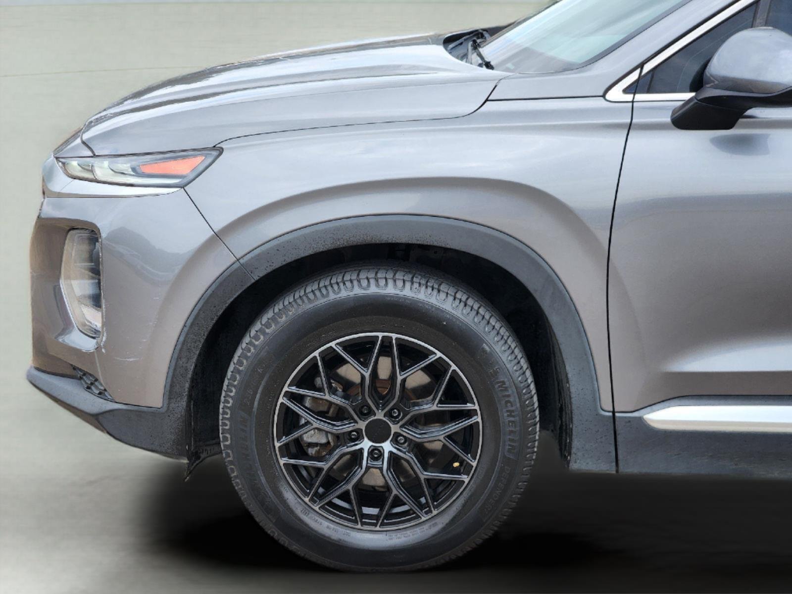 Certified Used 2019 Machine Gray Hyundai SE image 8