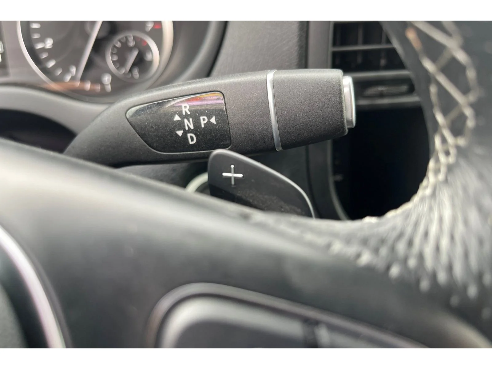 Used 2023 Arctic White Mercedes-Benz Base image 35