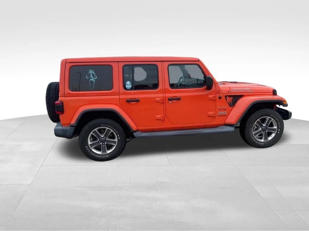 Used 2019 Orange Jeep Unlimited Sahara image 12