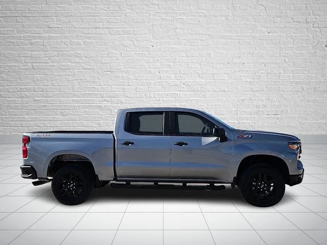 Used 2025 Gray Chevrolet Custom Trail Boss image 5