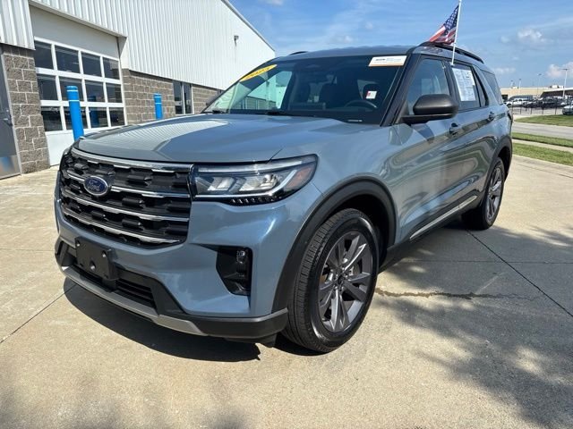 Certified Used 2025 Vapor Blue Ford Active image 4