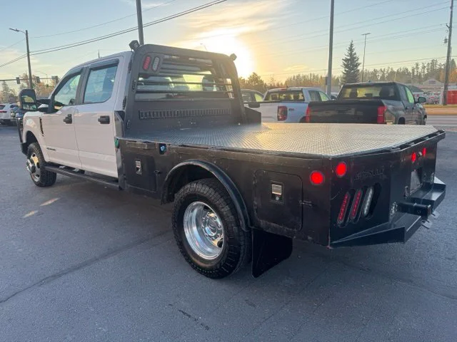 Used 2020 White Ford XL image 6