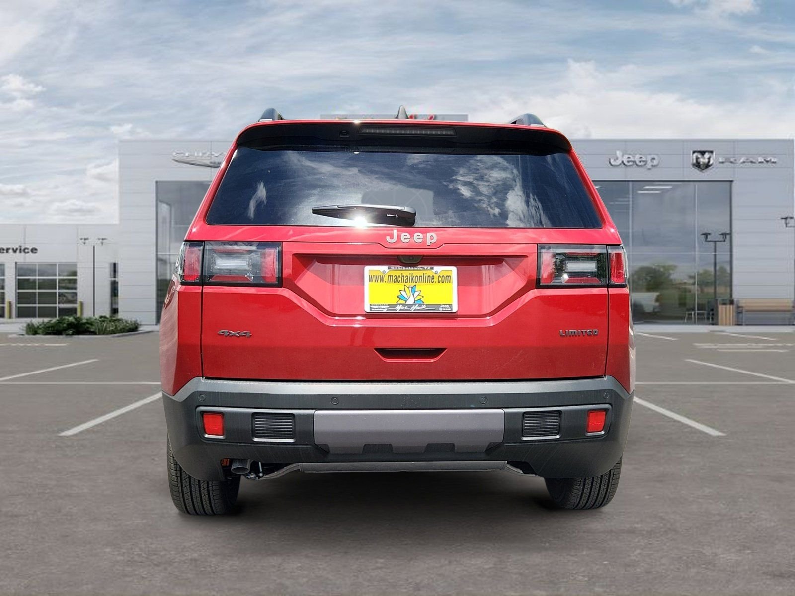 New 2026 Red Hot Pearl-Coat Exterior Paint Jeep Limited image 4
