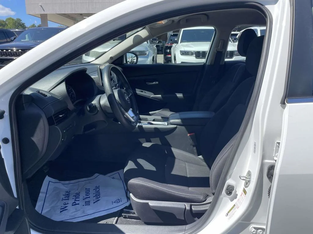 Used 2024 White Nissan SV image 25