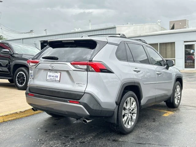 Used 2019 Silver Sky Metallic Toyota Limited image 14