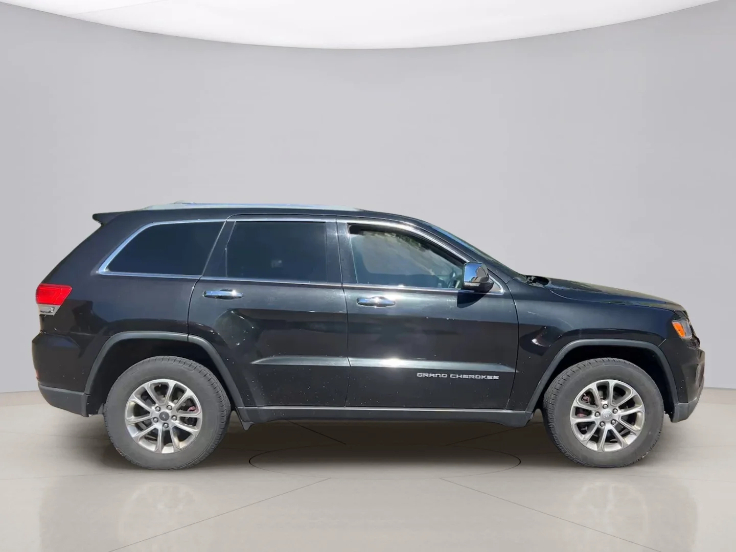 Used 2014 Black Jeep LIMITED image 6