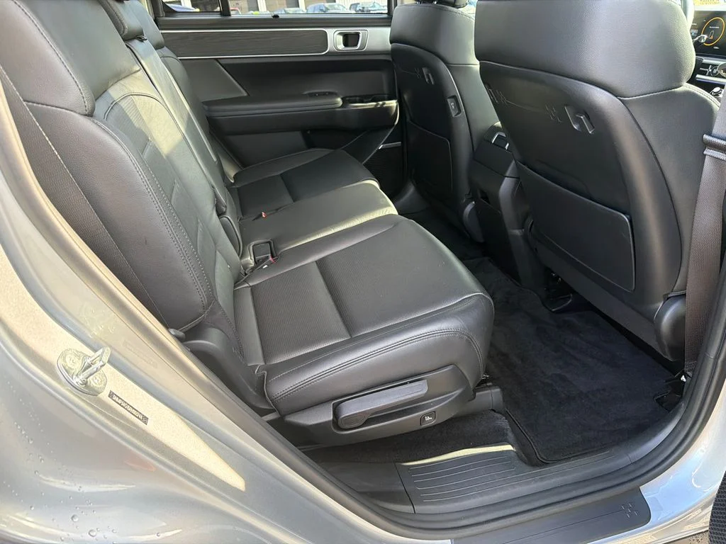 Used 2024 Silver Hyundai Limited image 15