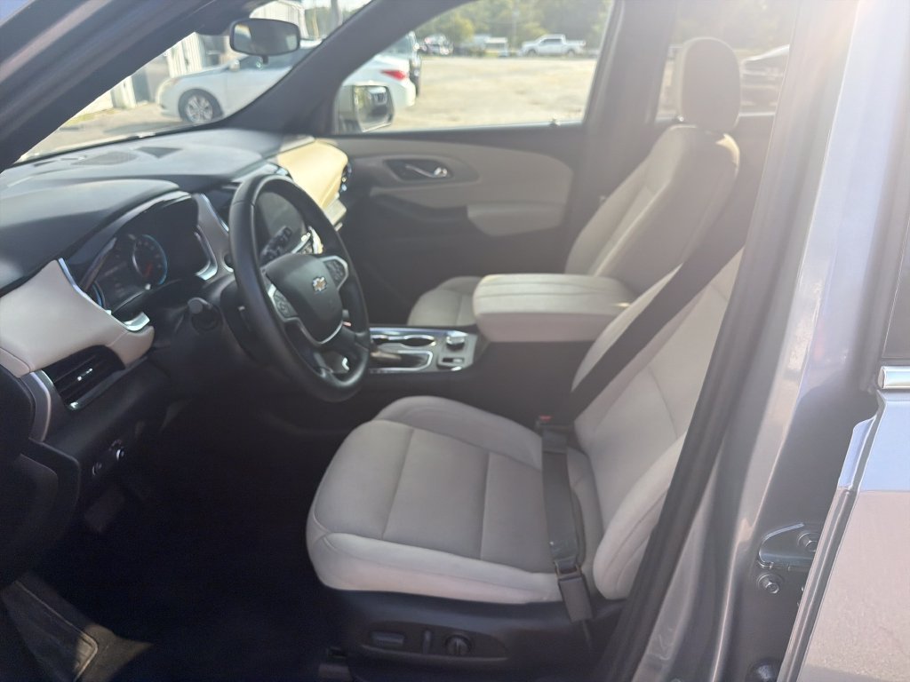 Used 2023 Gray Chevrolet LT image 13