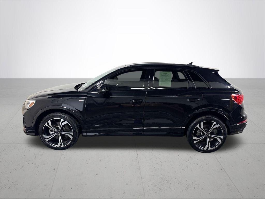 Used 2023 Mythos Black Metallic Audi Premium Plus image 9
