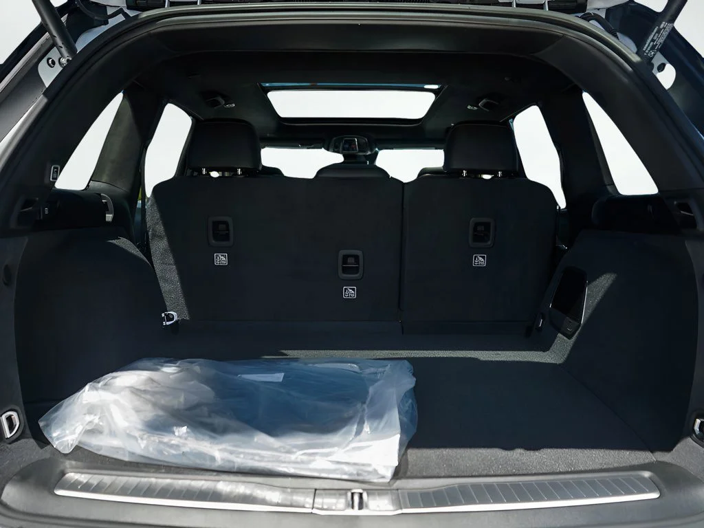 New 2026 Bright White Clearcoat Jeep Summit image 8