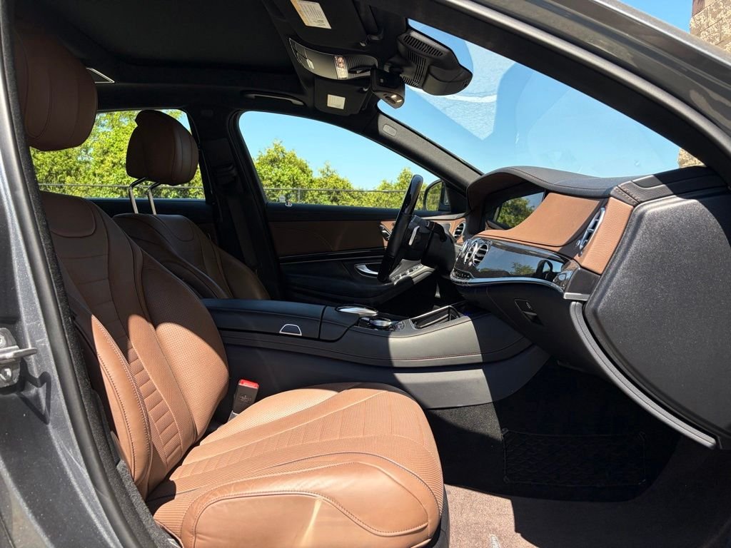Used 2019 Gray Mercedes-Benz S 560 image 15