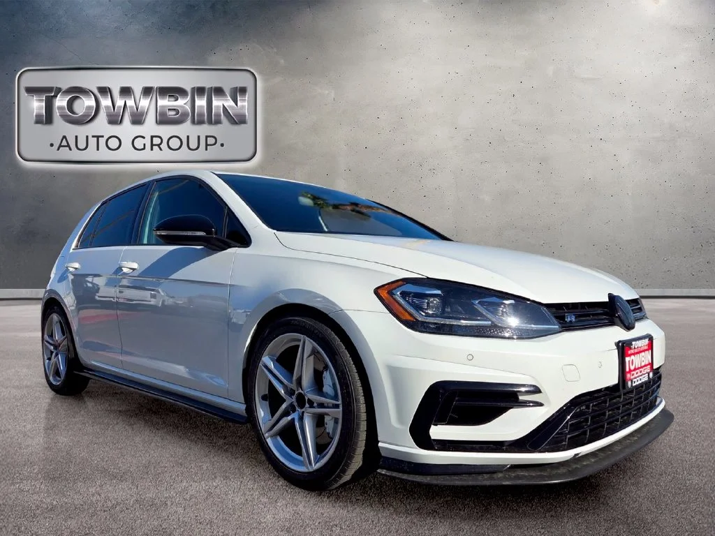 Used 2019  Volkswagen DCC & Navigation 4Motion image 2