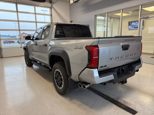 2026 Toyota Tacoma TRD Off Road - Photo 8