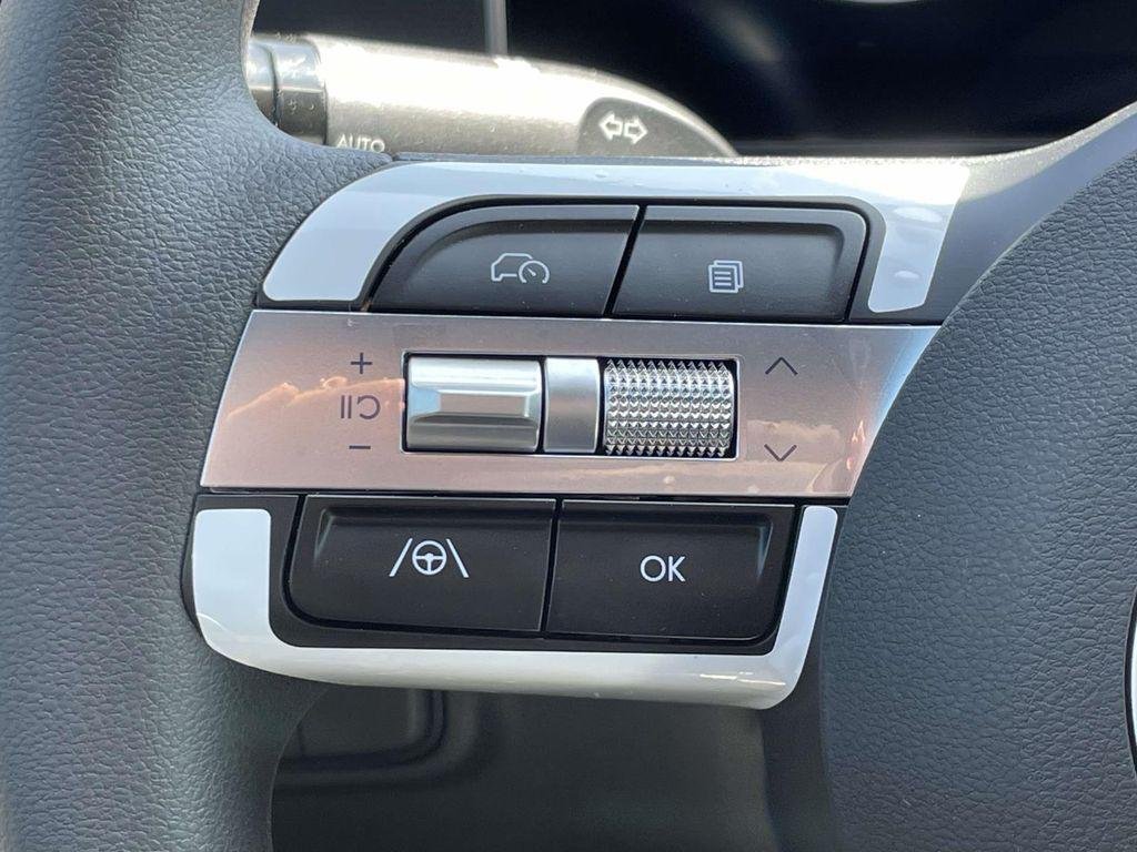 New 2026 Black Hyundai SEL AWD image 18