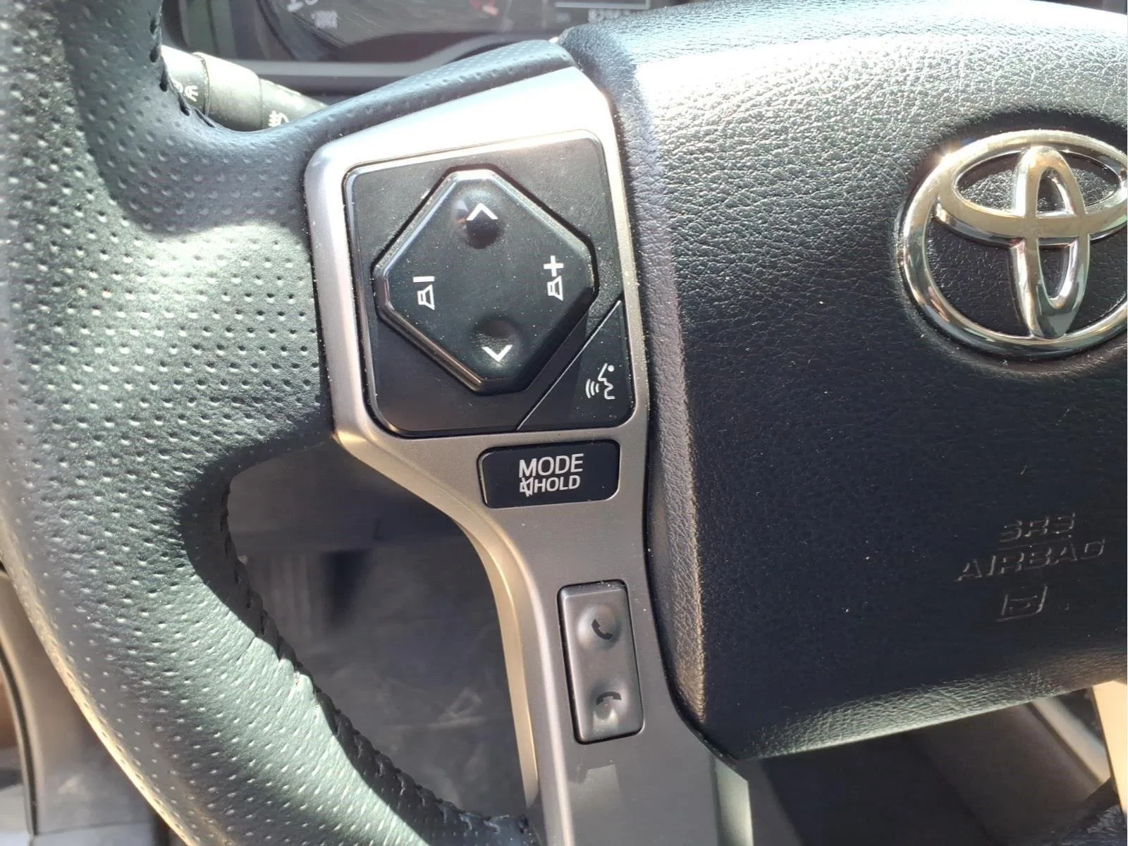 Used 2022 Midnight Black Metallic TOYOTA SUV image 19