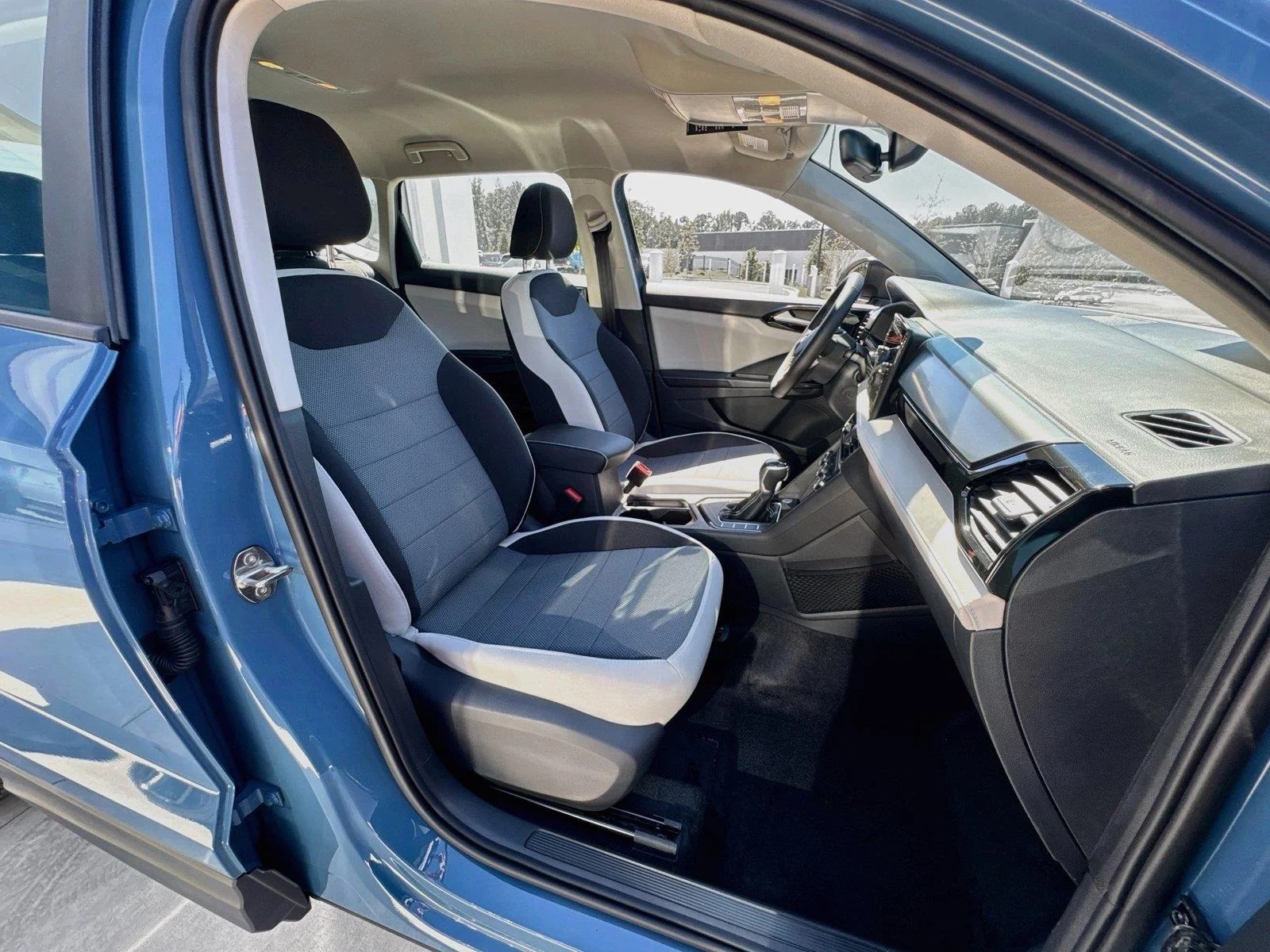 New 2027 Monterey Blue Pearl Volkswagen S image 24