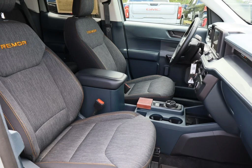 Used 2023 Green Ford XLT image 27