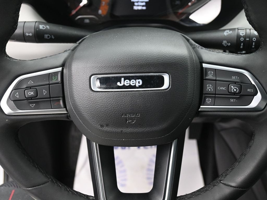 Used 2023 Bright White Clearcoat Jeep Limited image 17