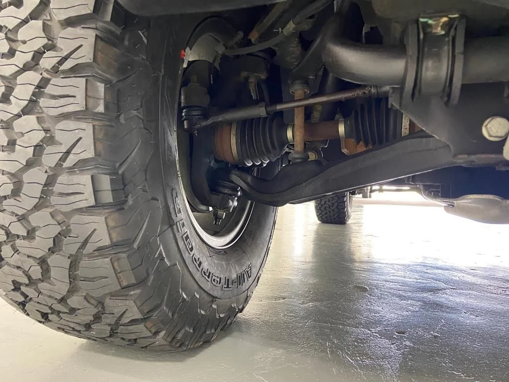 Used 2003 Black Hummer CHROME APPEARANCE PACKAGE 6.0L 4WD image 16