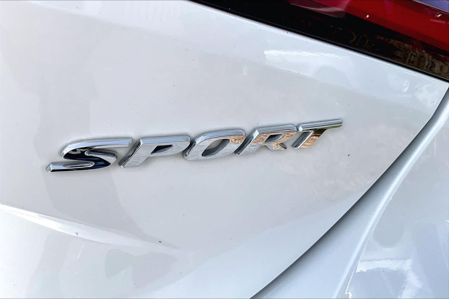 Used 2022 Platinum White Pearl Honda Sport image 10