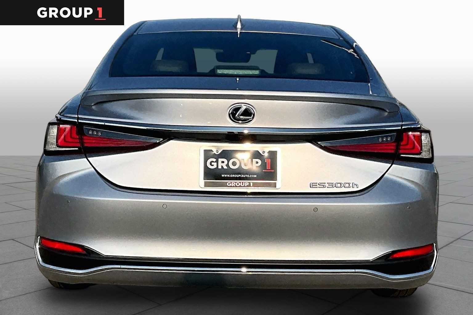 Used 2025 Iridium Lexus  image 5