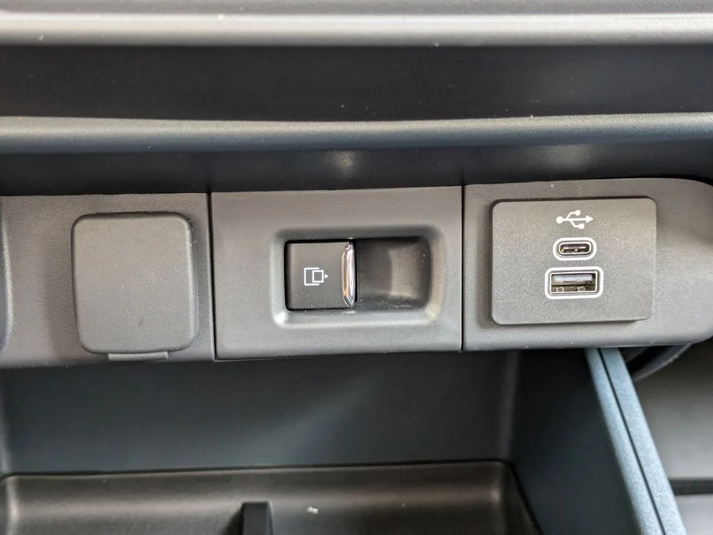 New 2026 Space White Metallic Ford Lariat image 23