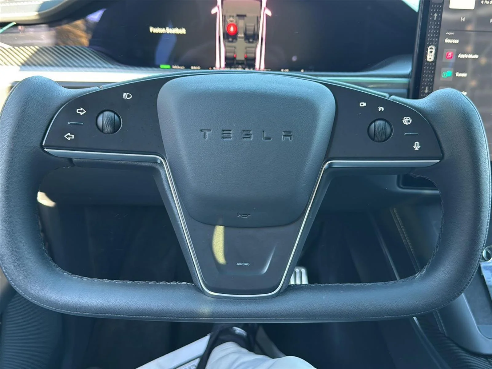 Used 2023 Pearl White Multi-Coat Tesla Plaid image 14