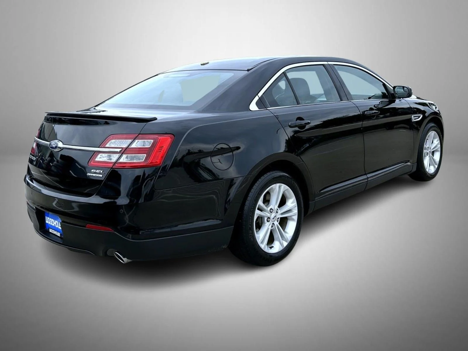 Used 2016 Black Ford SEL image 5