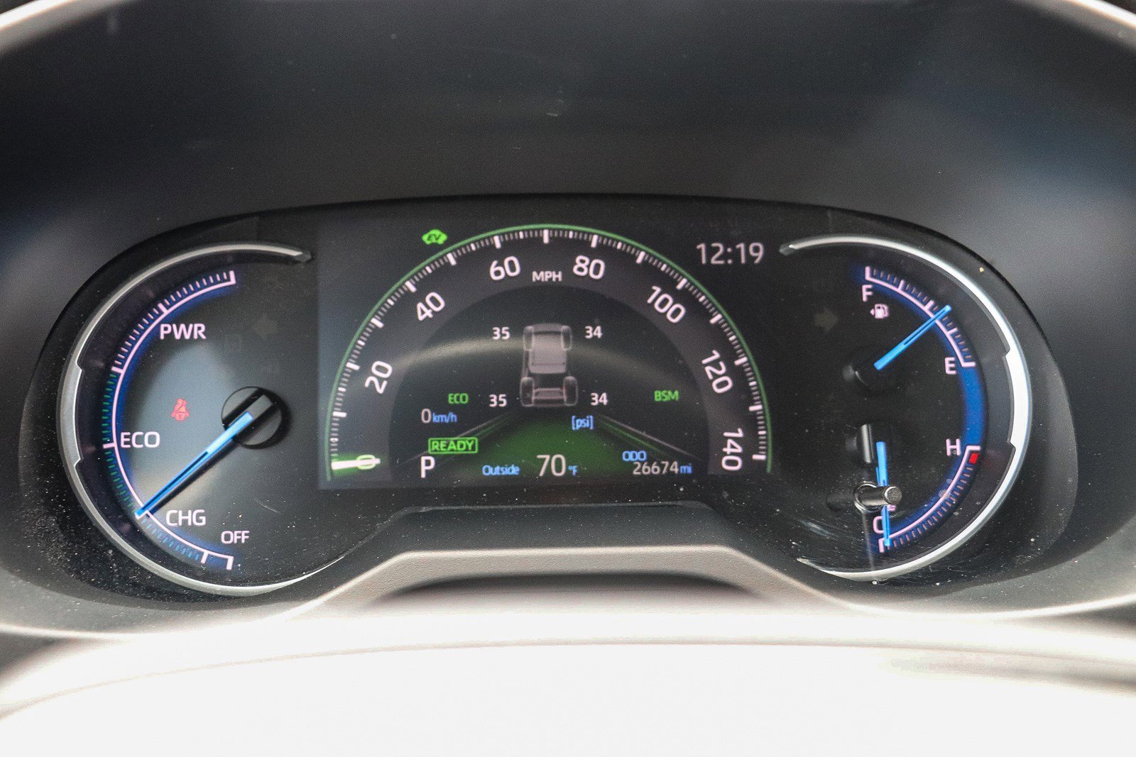 Used 2024 Wind Chill Pearl Toyota Hybrid SE image 23