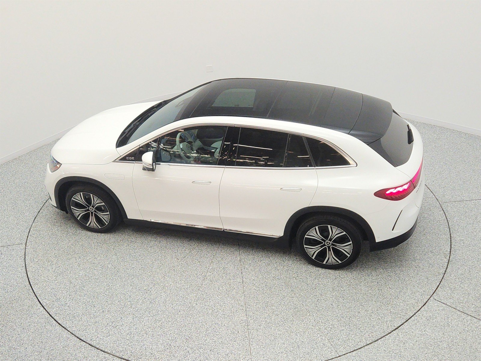 Used 2024 Polar White Mercedes-Benz EQE 350+ SUV image 29